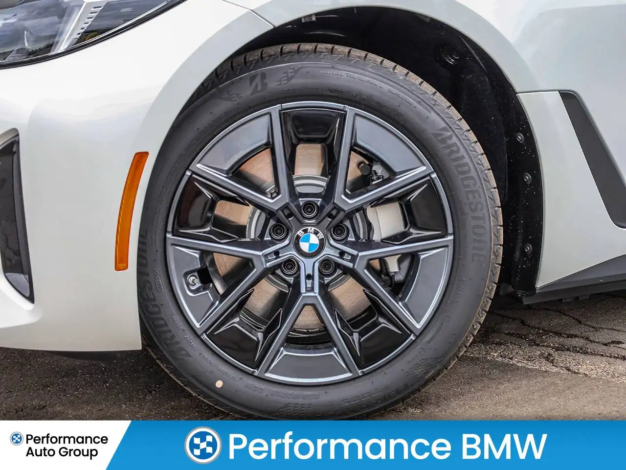 BMW i4 снимка BMW i4