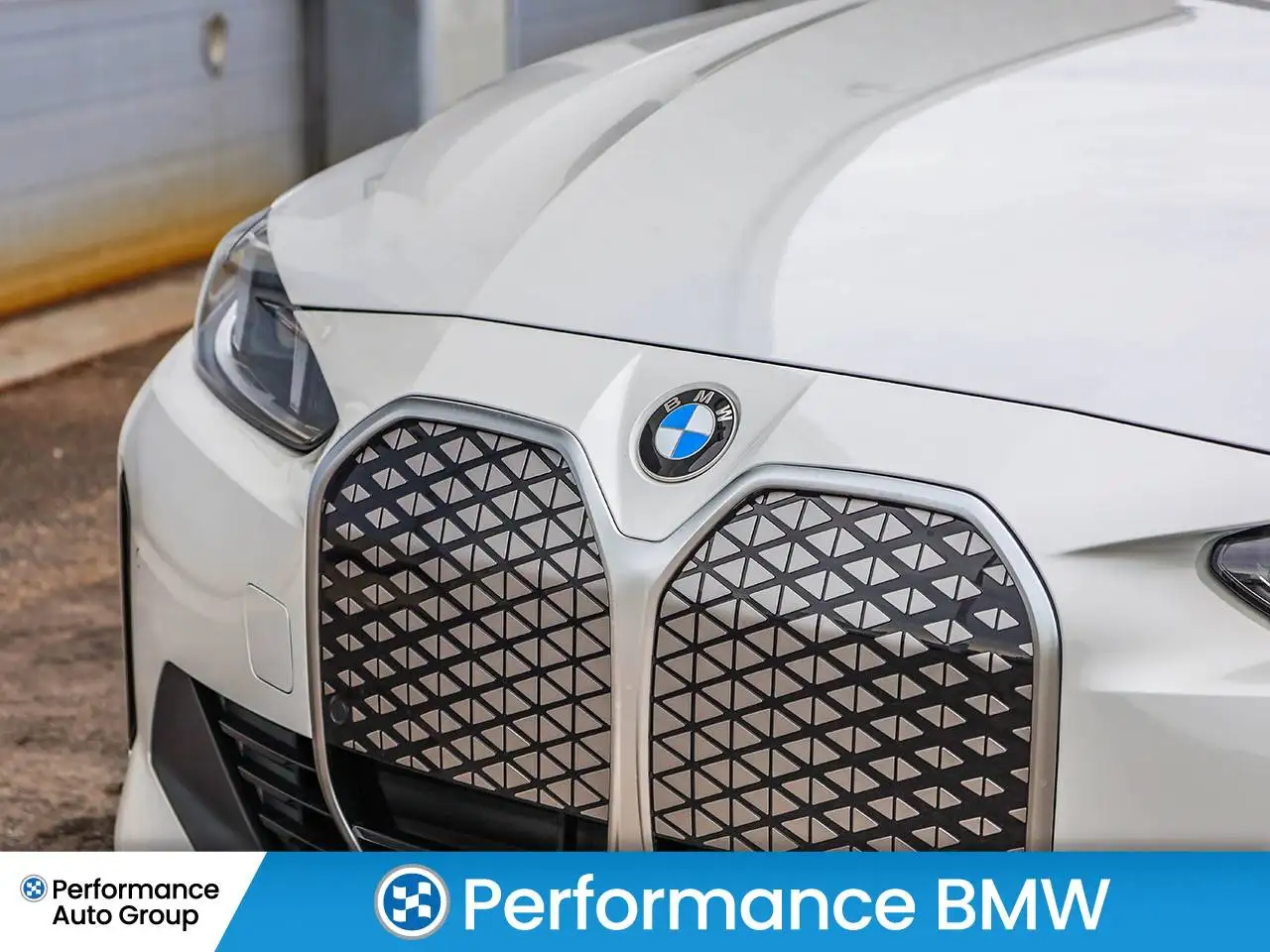 BMW i4 снимка BMW i4
