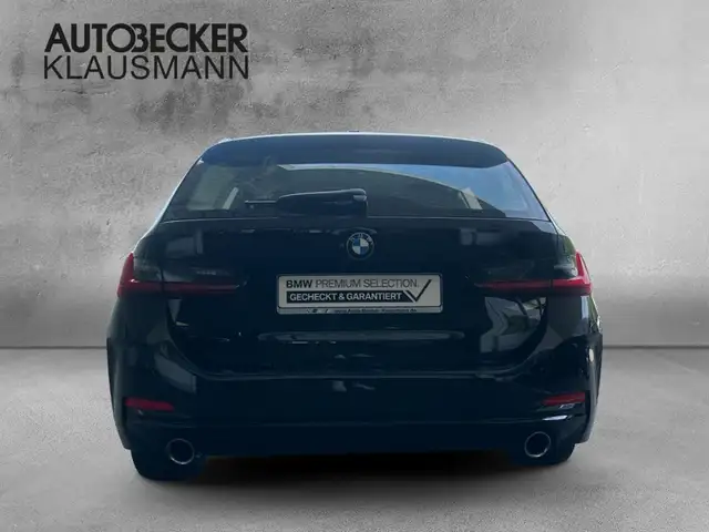 BMW 3 Series view 6
