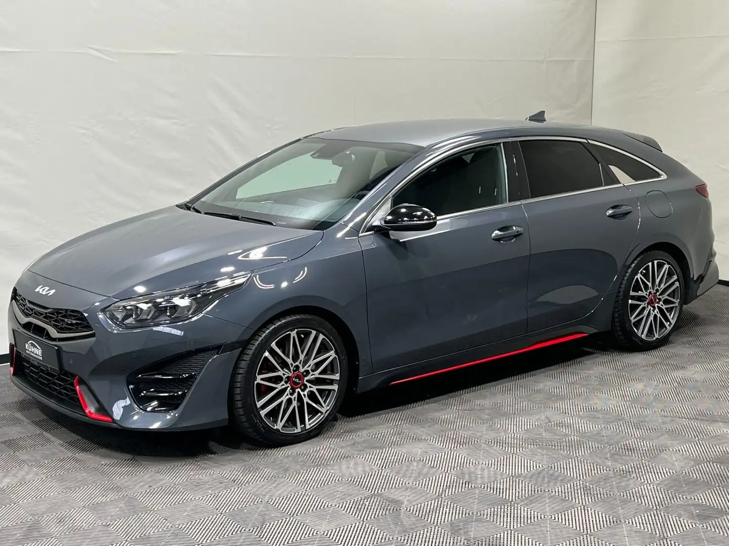 Kia ProCeed / pro_cee'd ProCeed 1.6 T-GDI GT | LED NAVI DAB KAMERA ALARM Grau - 2