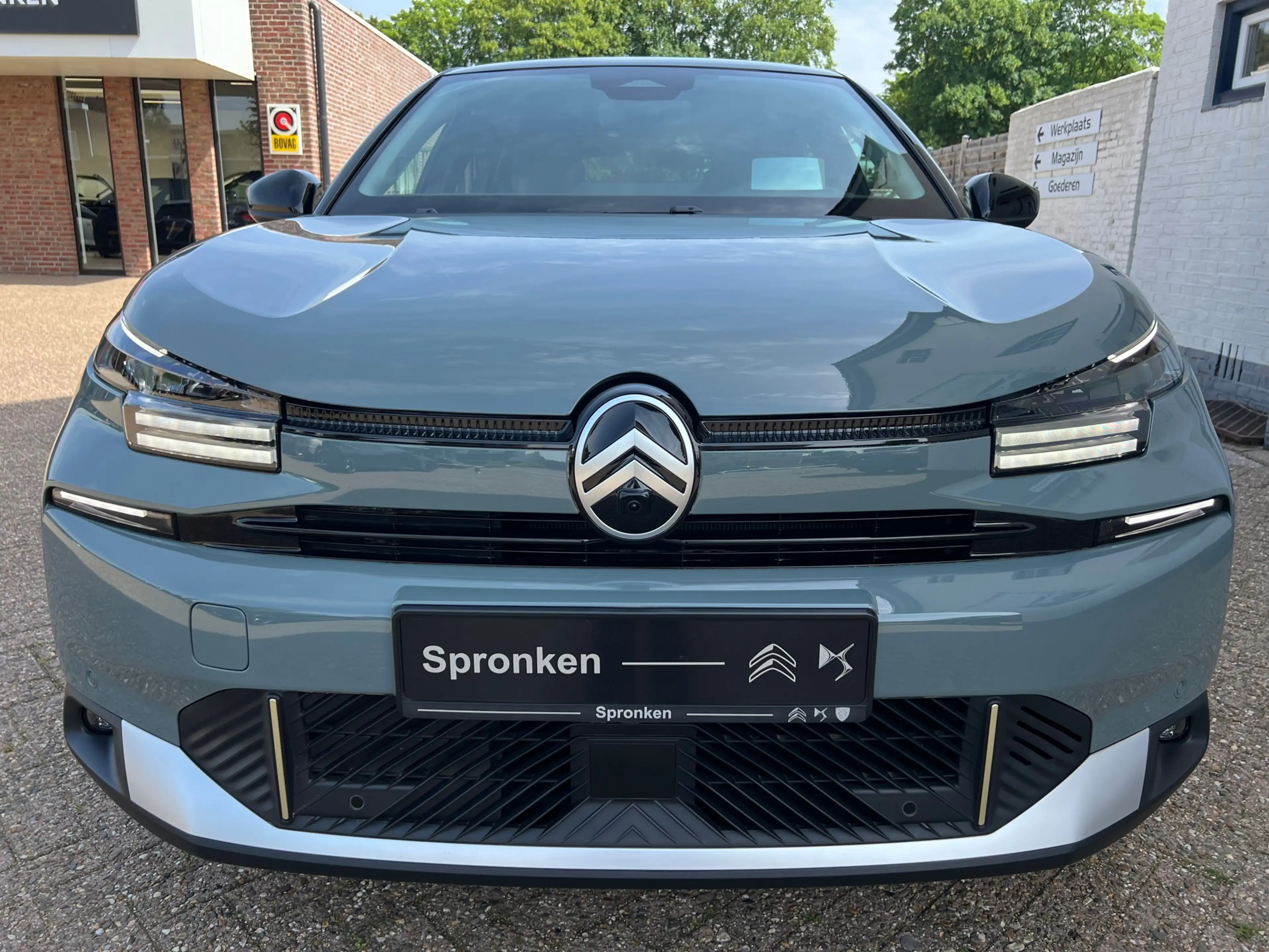 Citroen E-C4 Electric Max 156pk 54 kWh Camera voor/achter-Keyless-Navi-H — photo 7
