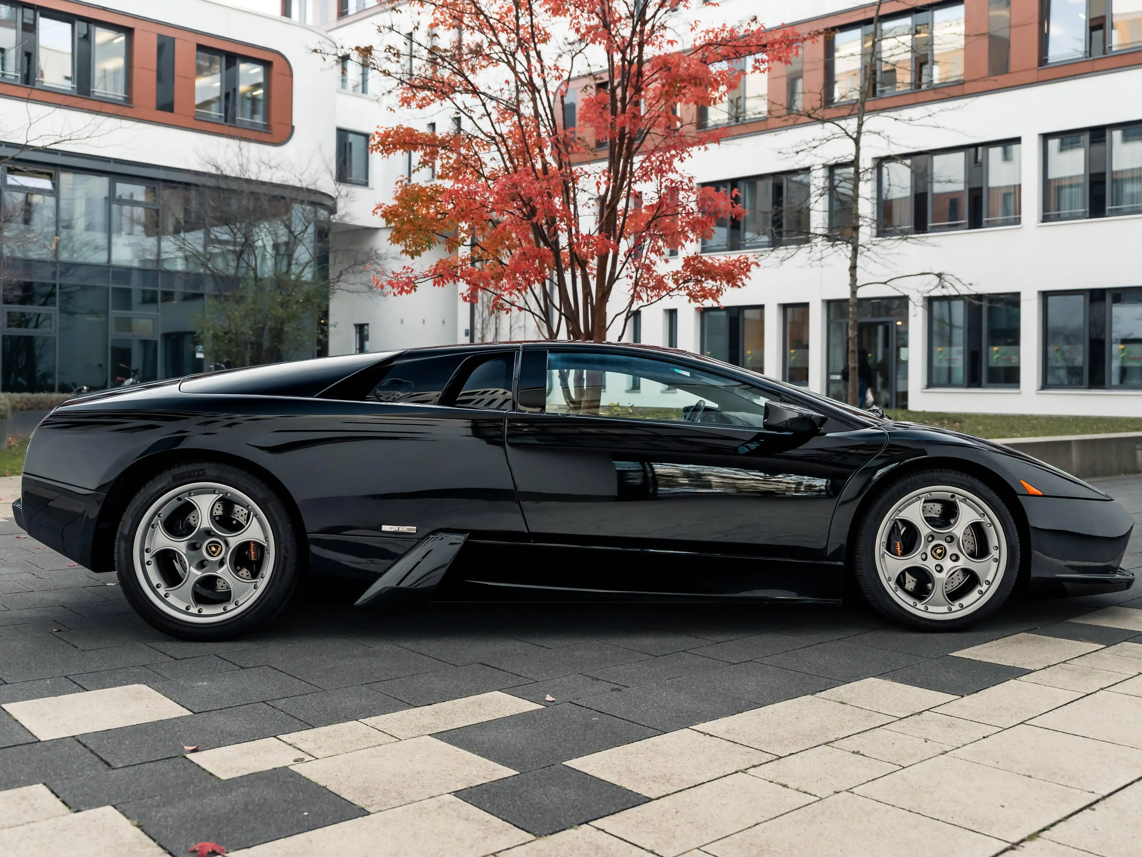 Lamborghini Murciélago 6.2 L // MY2003 // MANUAL GEARBOX // CARBON // 1 OF 1 — photo 7