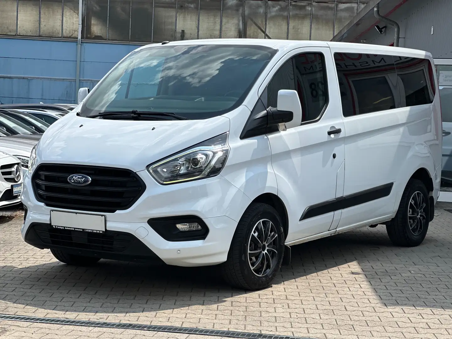 Ford Transit 2.0 TDCI*9-Sitze*Klima*Parkpilot*Tempomat Blanc - 1