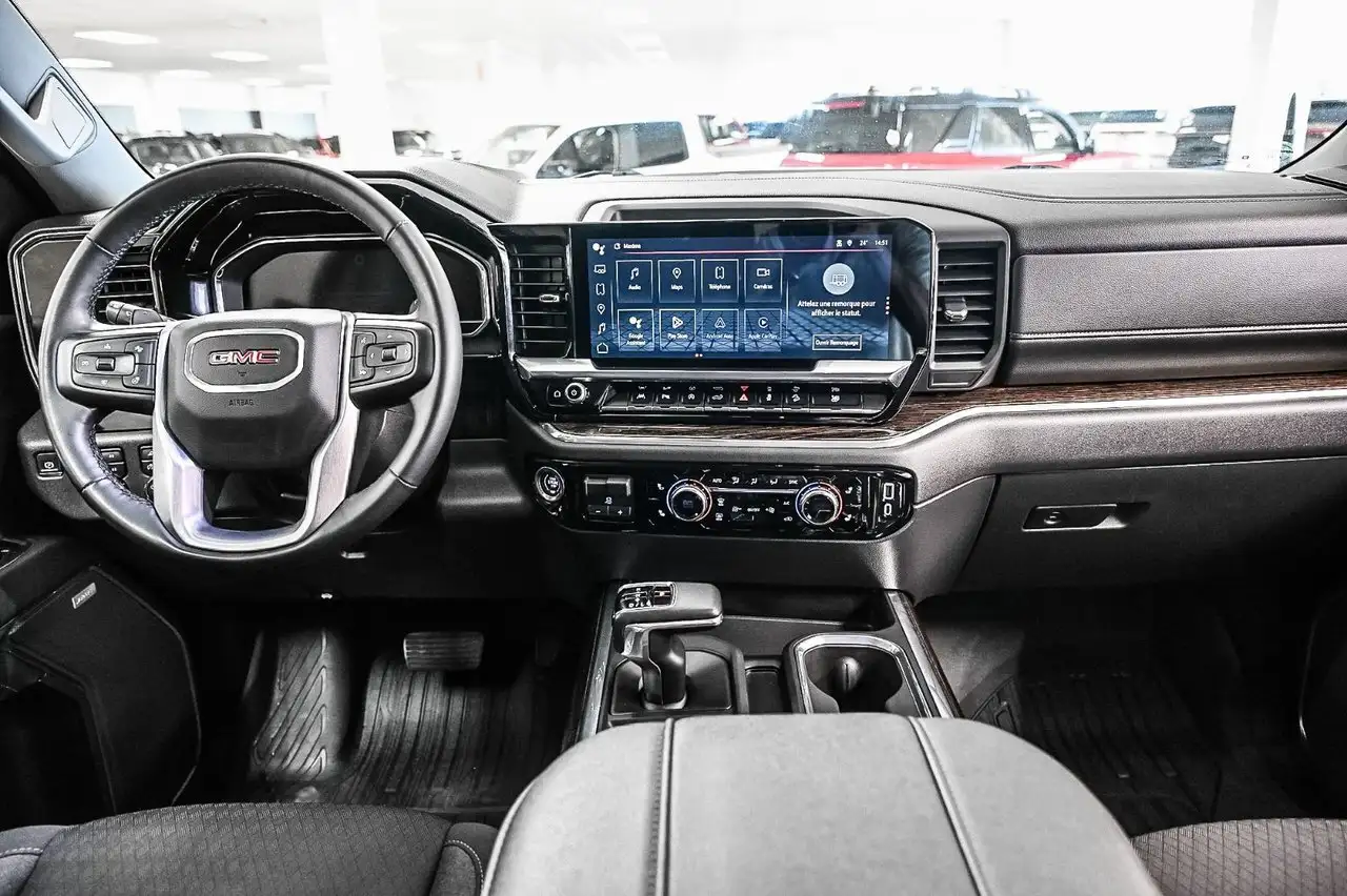GMC Sierra 1500 снимка GMC Sierra 1500