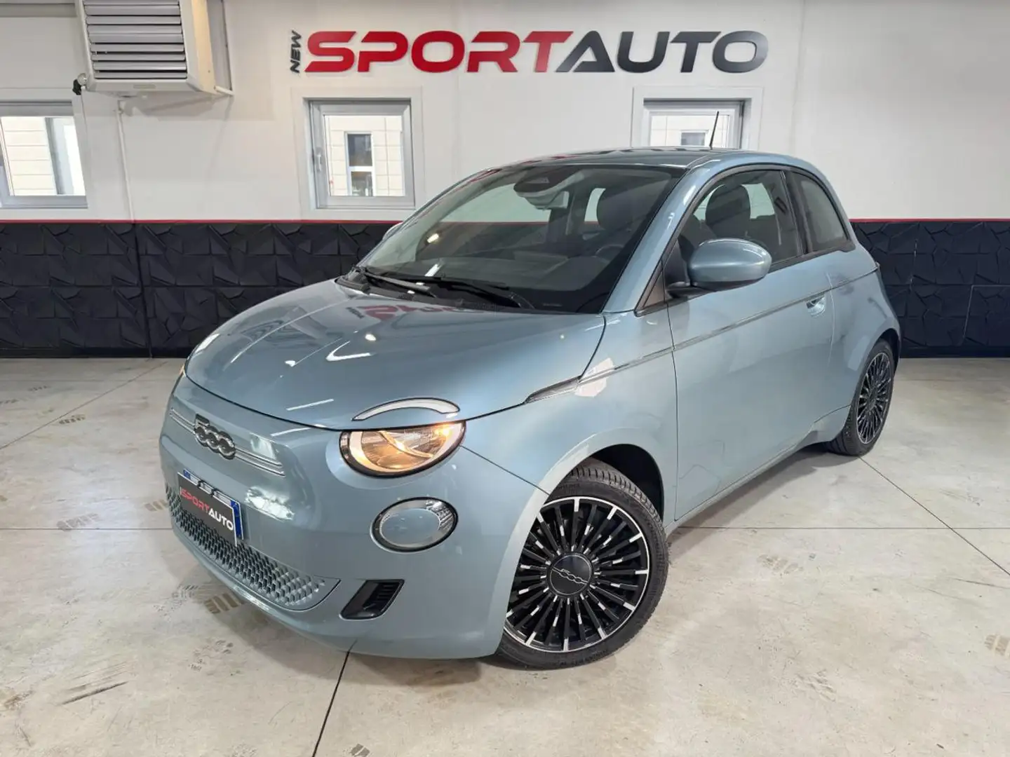 Fiat 500e Berlina 42 kWh Icon NEOPATENTATI Blu/Azzurro - 1