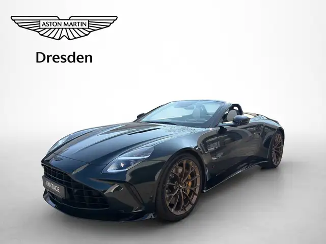 Aston Martin V8