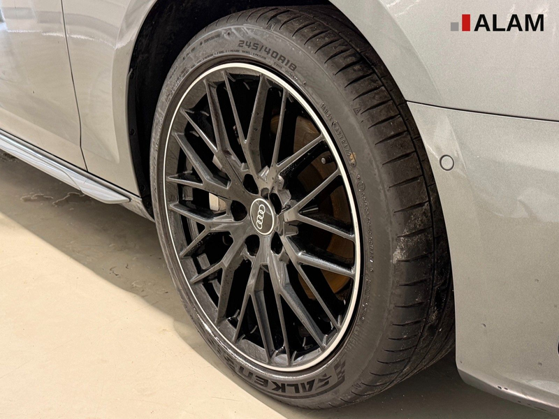 Audi A4 Avant 40 TFSI S line ACC Lane Park Side 360° — photo 8