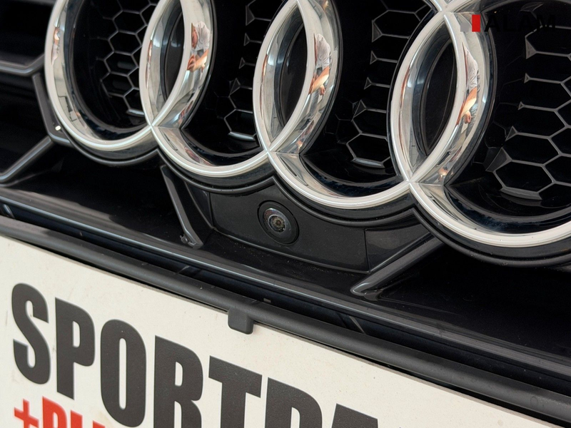 Audi A4 Avant 40 TFSI S line ACC Lane Park Side 360° — photo 6