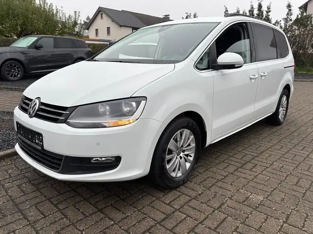 Volkswagen Sharan Comfortline BMT 7 Sitzer Navi Alu PDC RFK