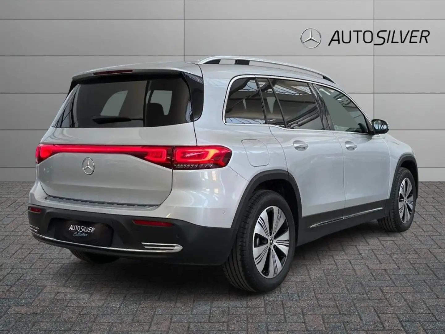 Mercedes-Benz EQB 250 250+ Progressive Silber - 2