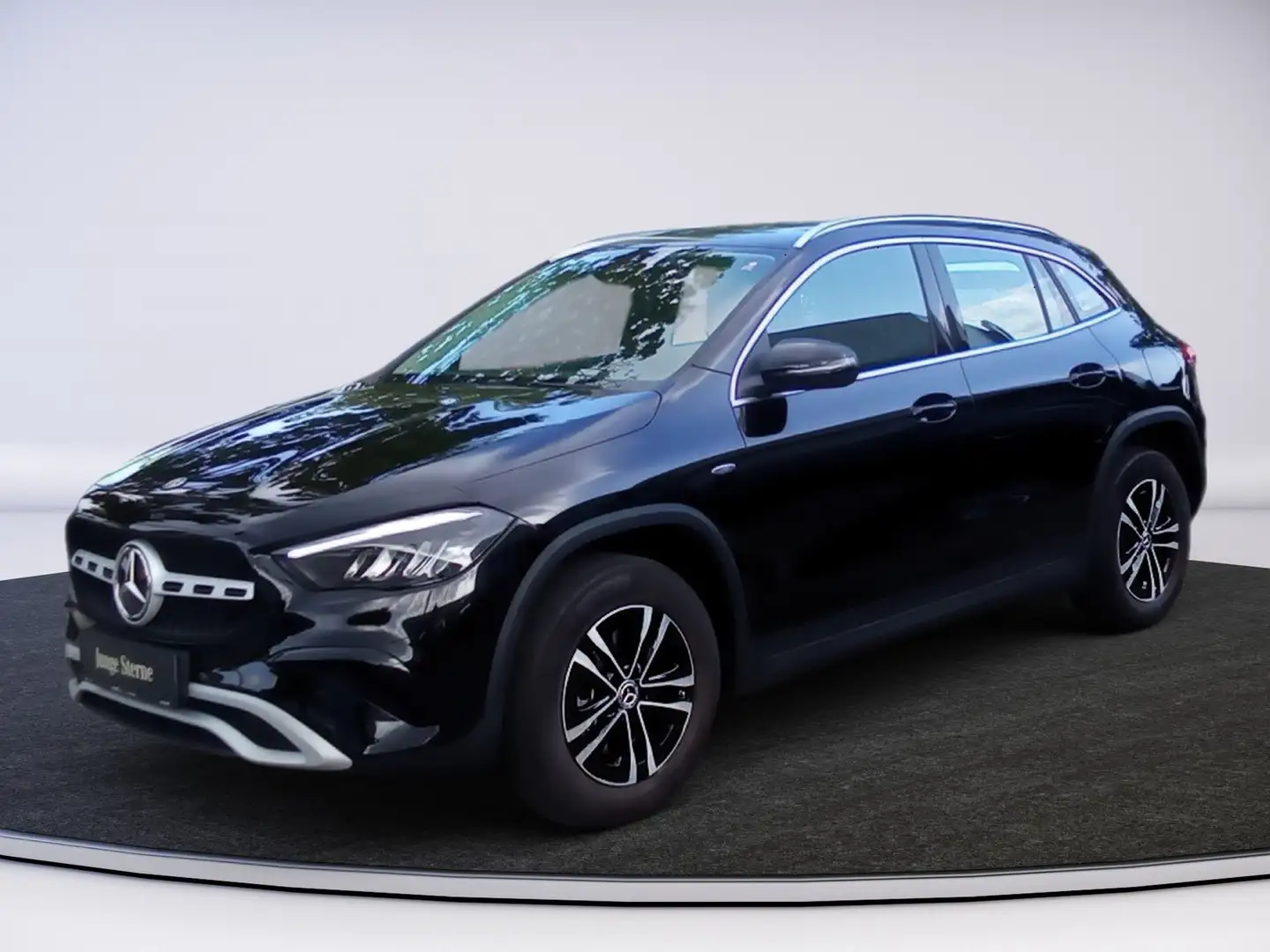 Mercedes-Benz GLA 250 e Hybrid Ö-Edition Schwarz - 2