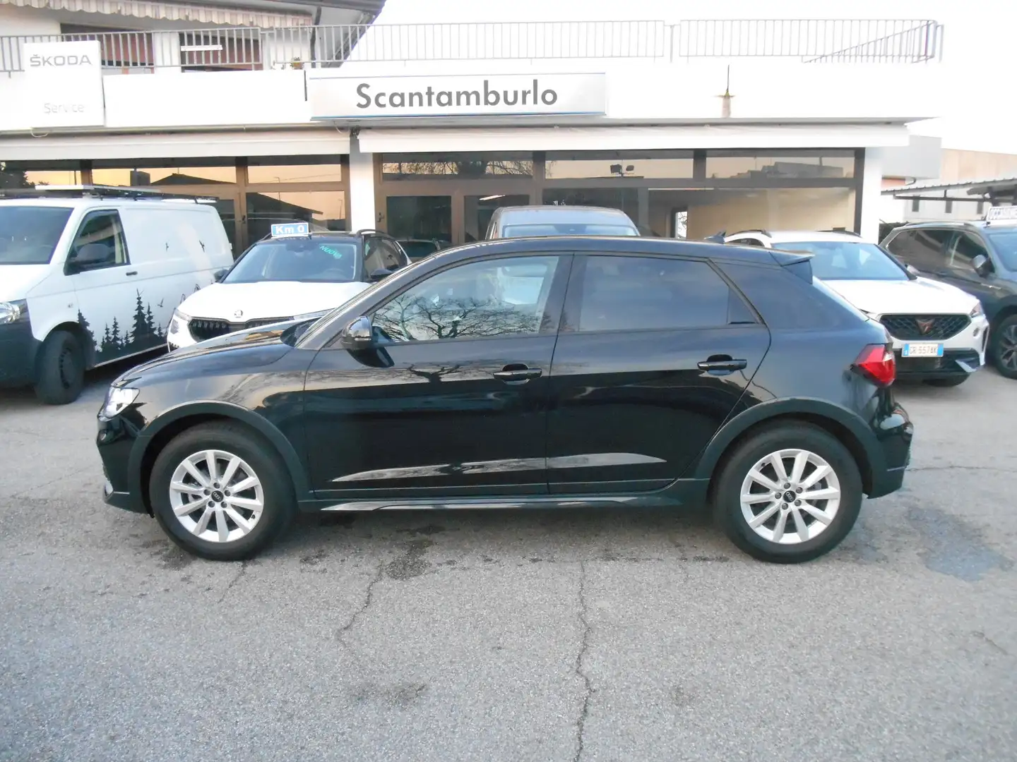 Audi A1 Allstreet  ADVANCED 25 1.0 tfsi 95cv Nero - 2