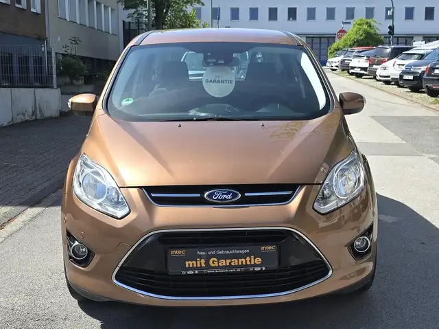 Ford Grand C-Max Titanium