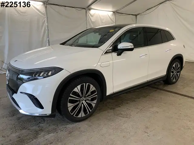 Mercedes-Benz EQS SUV 450+ 7-Sitze DISTRONIC/PANO/AHK/AIR/21"