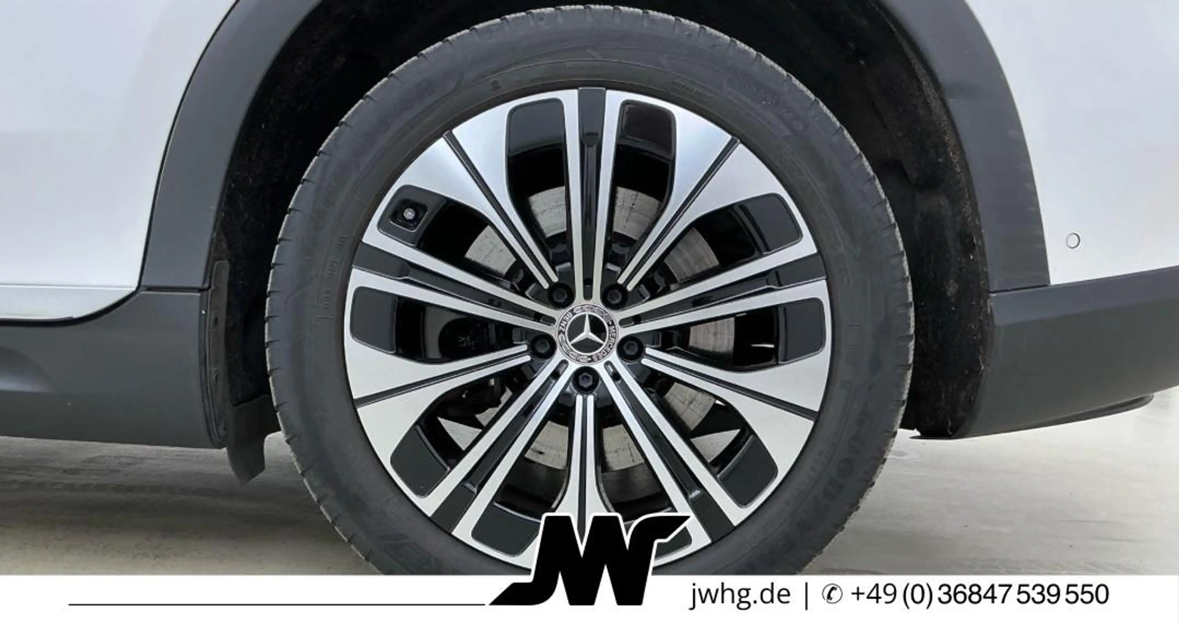 Mercedes-Benz EQS SUV EQS 450+ SUV 7 Si DISTRONIC/PANO/AHK/AIR/21ZOLL — photo 3