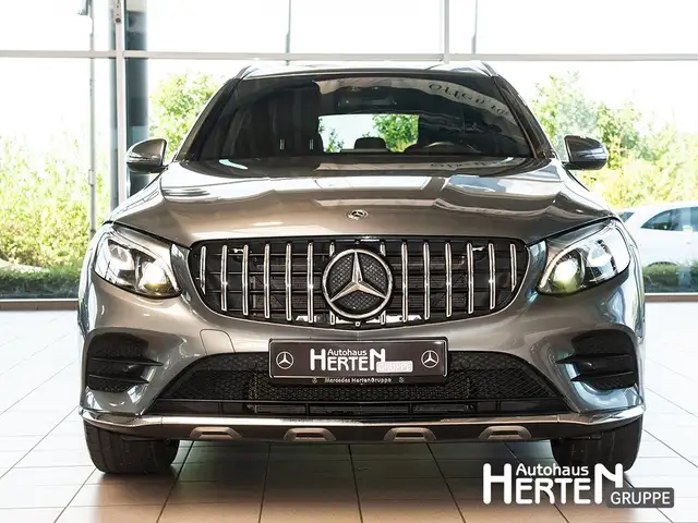 Mercedes-Benz GLC view 2