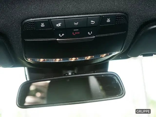 Mercedes-Benz GLC view 10
