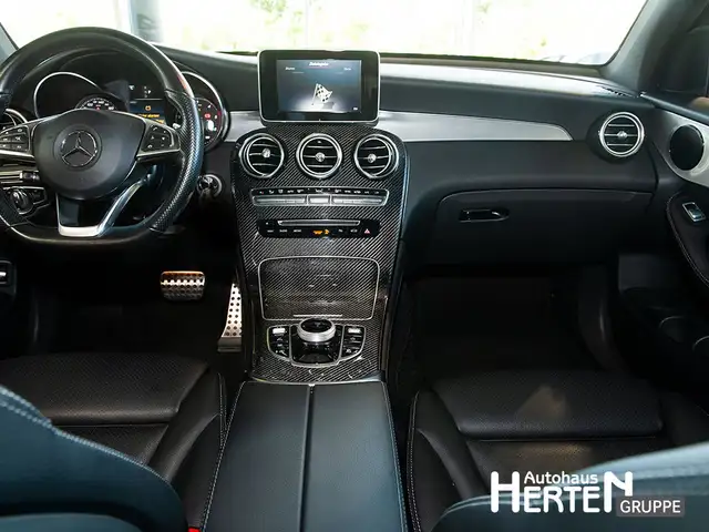Mercedes-Benz GLC view 9
