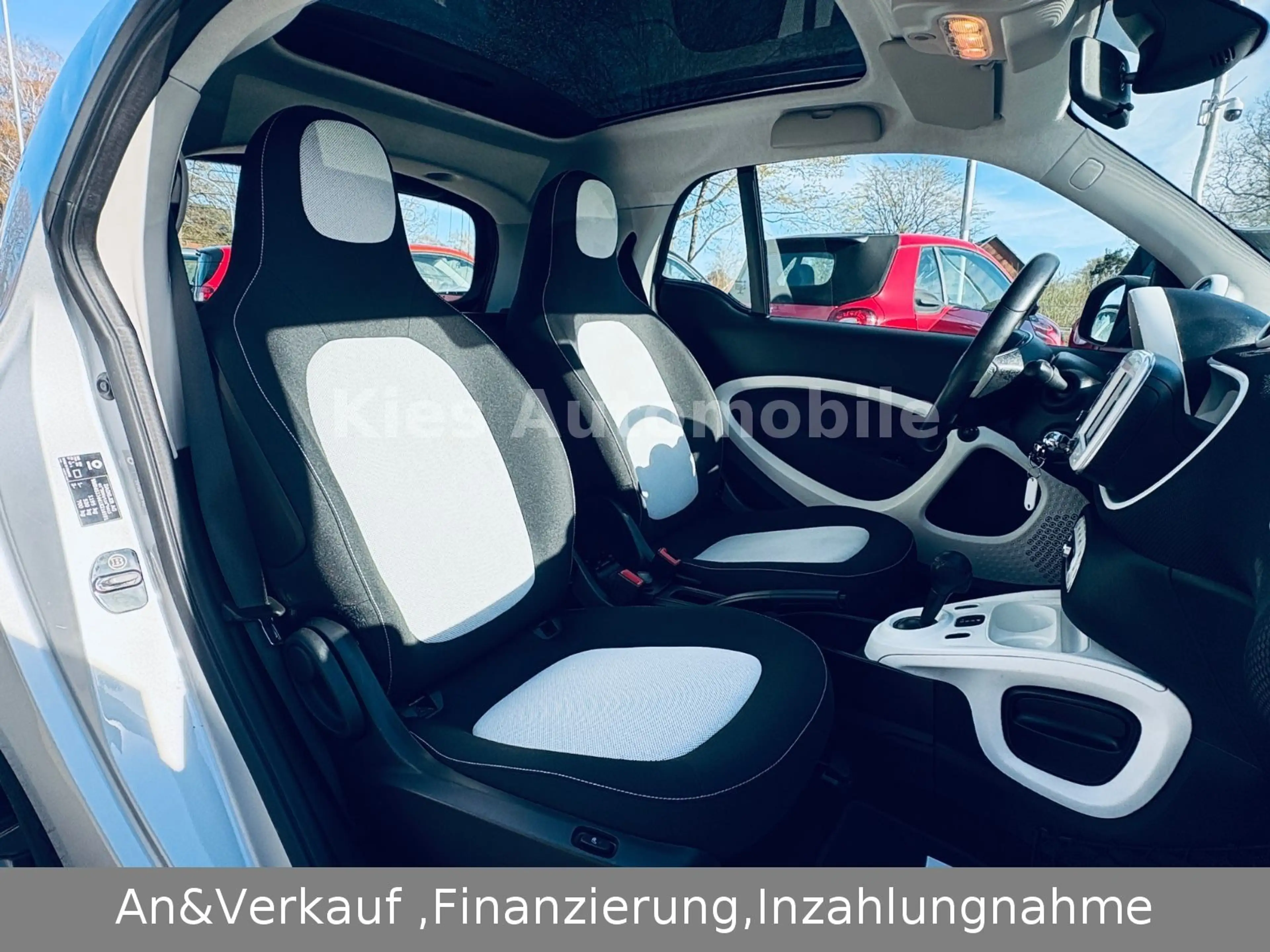 smart forTwo Passion 90Ps AUTOM/PANO/SITZH/NAVI/SPORT — photo 11