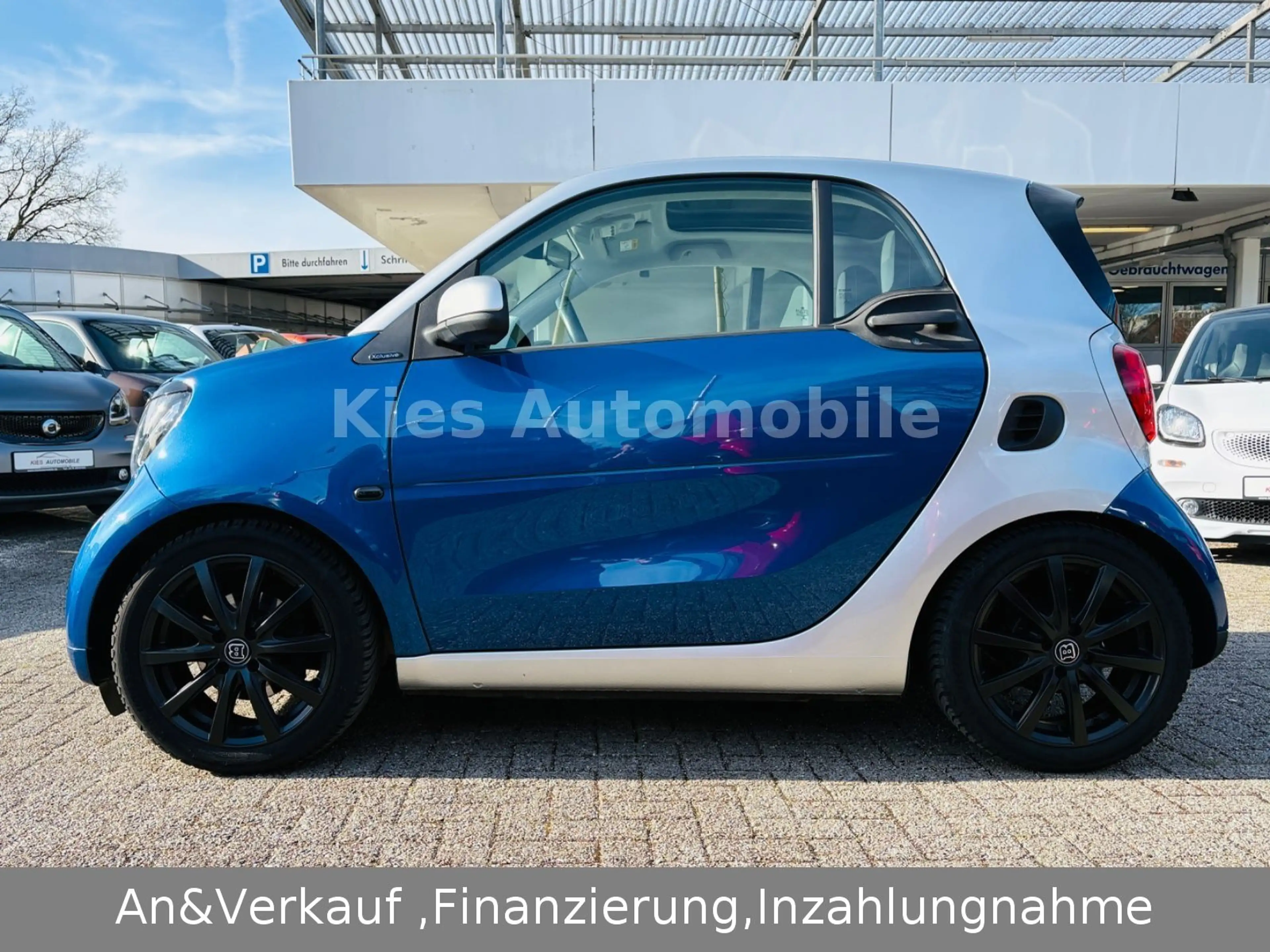 smart forTwo Passion 90Ps AUTOM/PANO/SITZH/NAVI/SPORT — photo 3