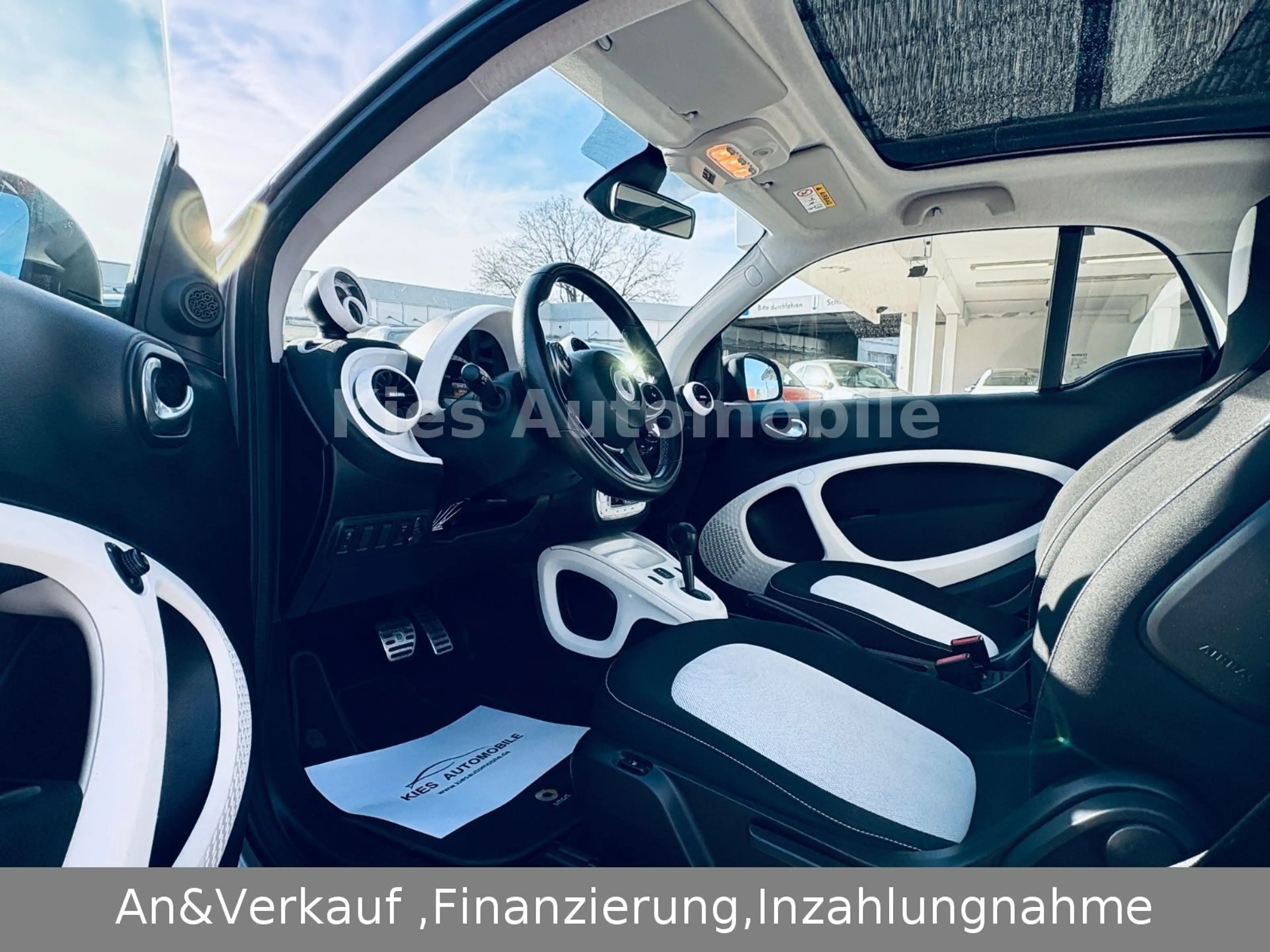 smart forTwo Passion 90Ps AUTOM/PANO/SITZH/NAVI/SPORT — photo 14