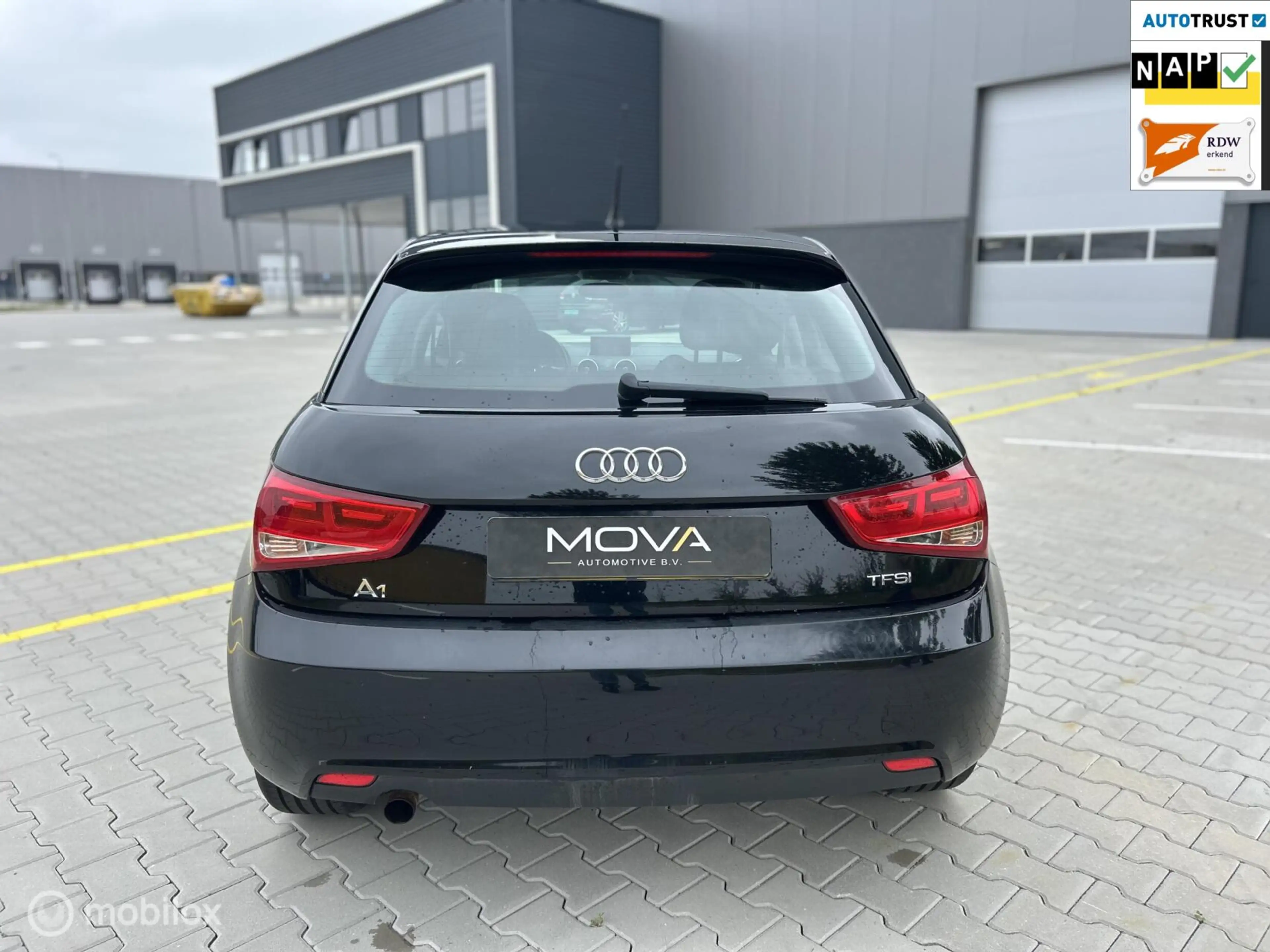 Audi A1 Sportback 1.2 TFSI Attraction|APK|CRUISE CON|BOEKJ — photo 4