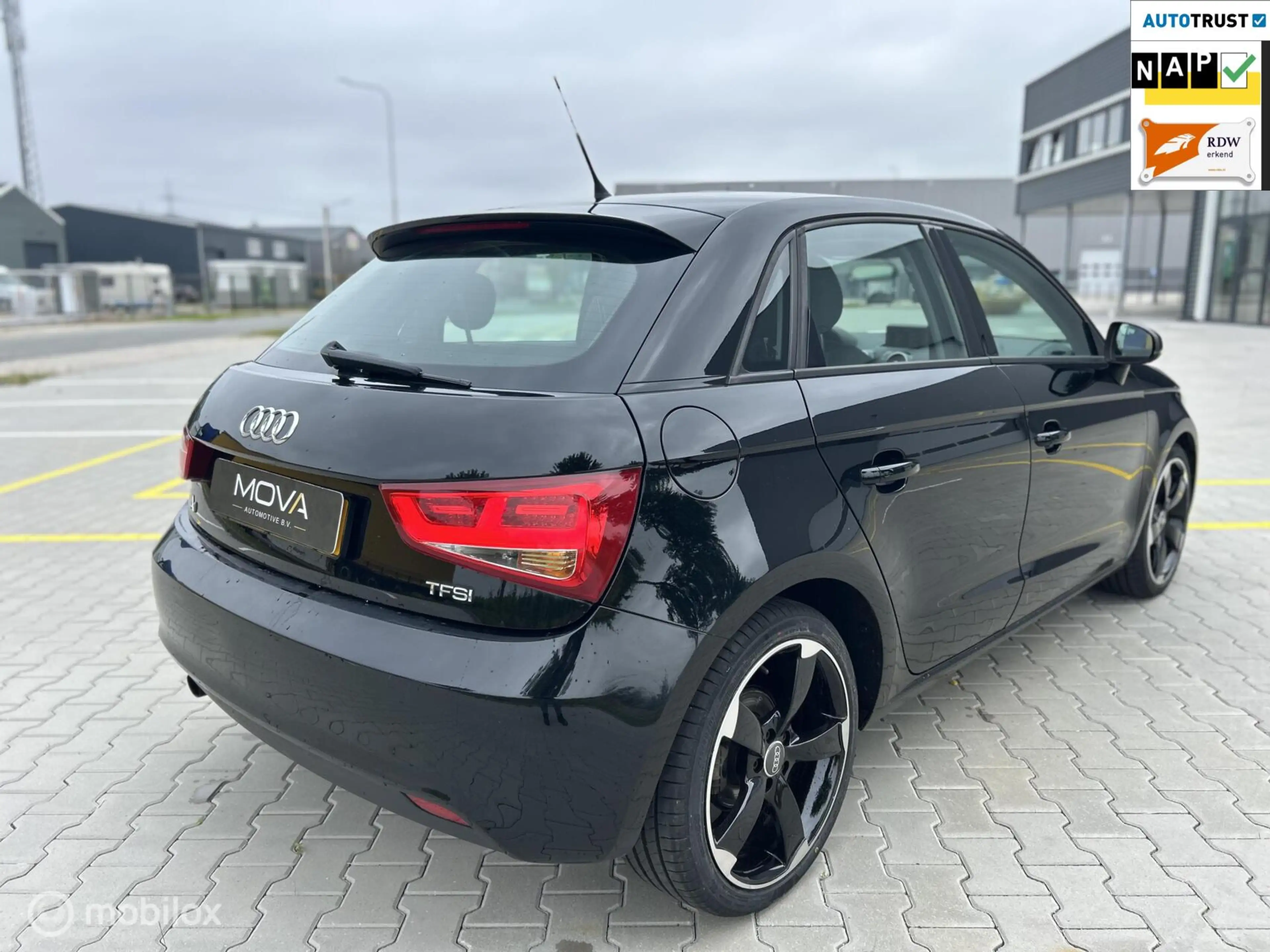 Audi A1 Sportback 1.2 TFSI Attraction|APK|CRUISE CON|BOEKJ — photo 5