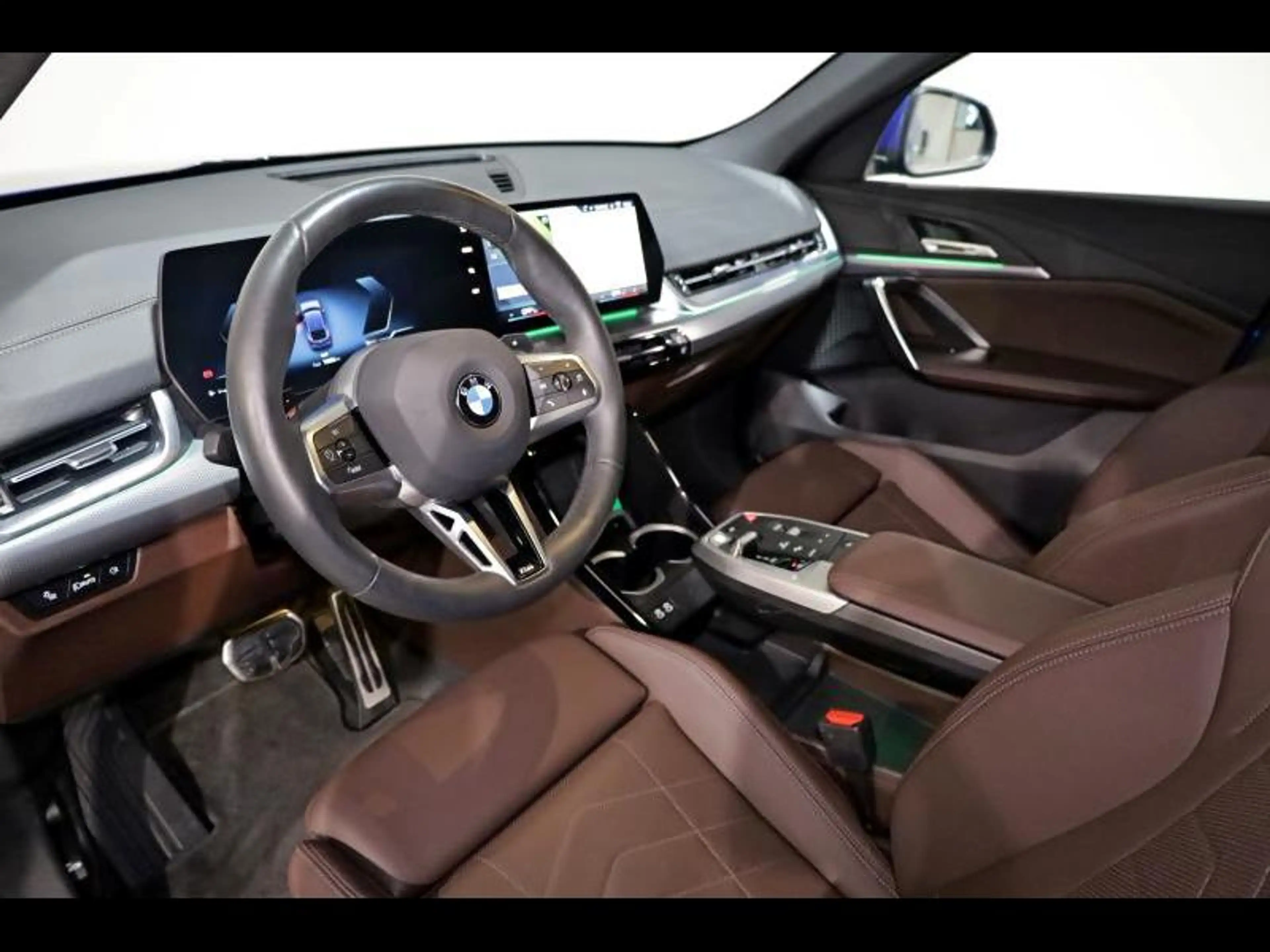 BMW X2 sDrive18d Kit M Sport — photo 6