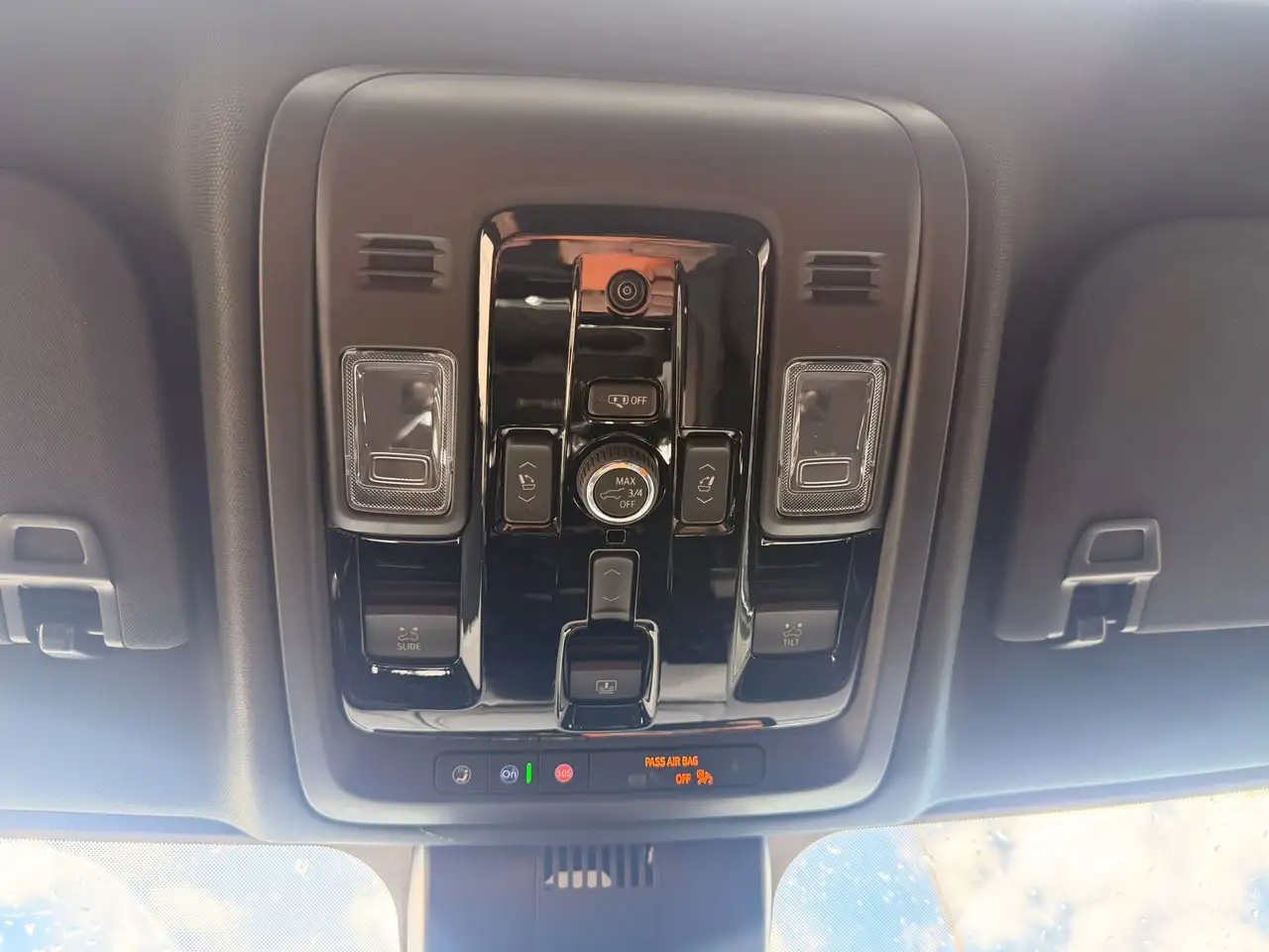 GMC Yukon снимка GMC Yukon