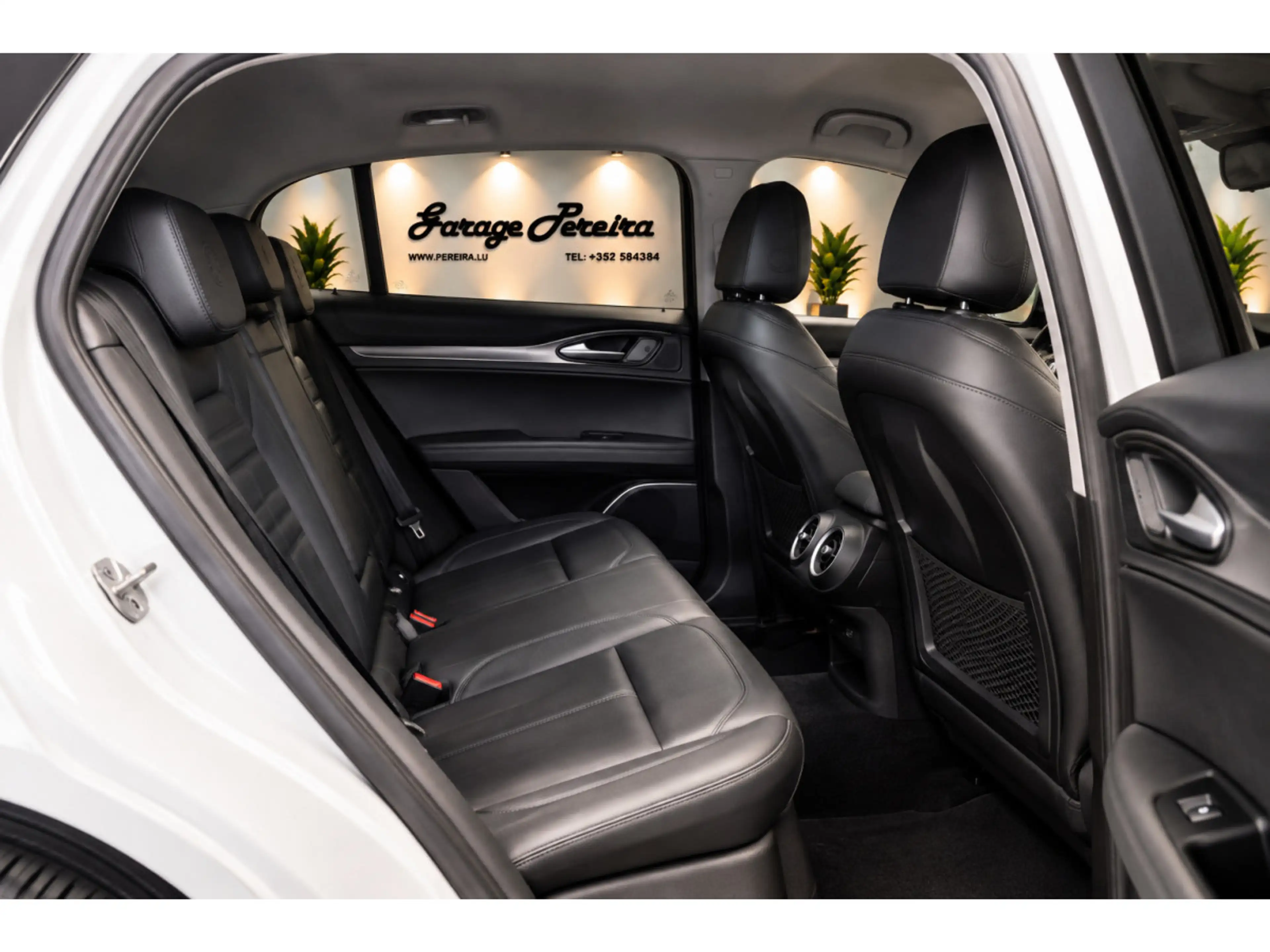 Alfa Romeo Stelvio 2.0 TURBO Q4 CUIR NAVI — photo 8