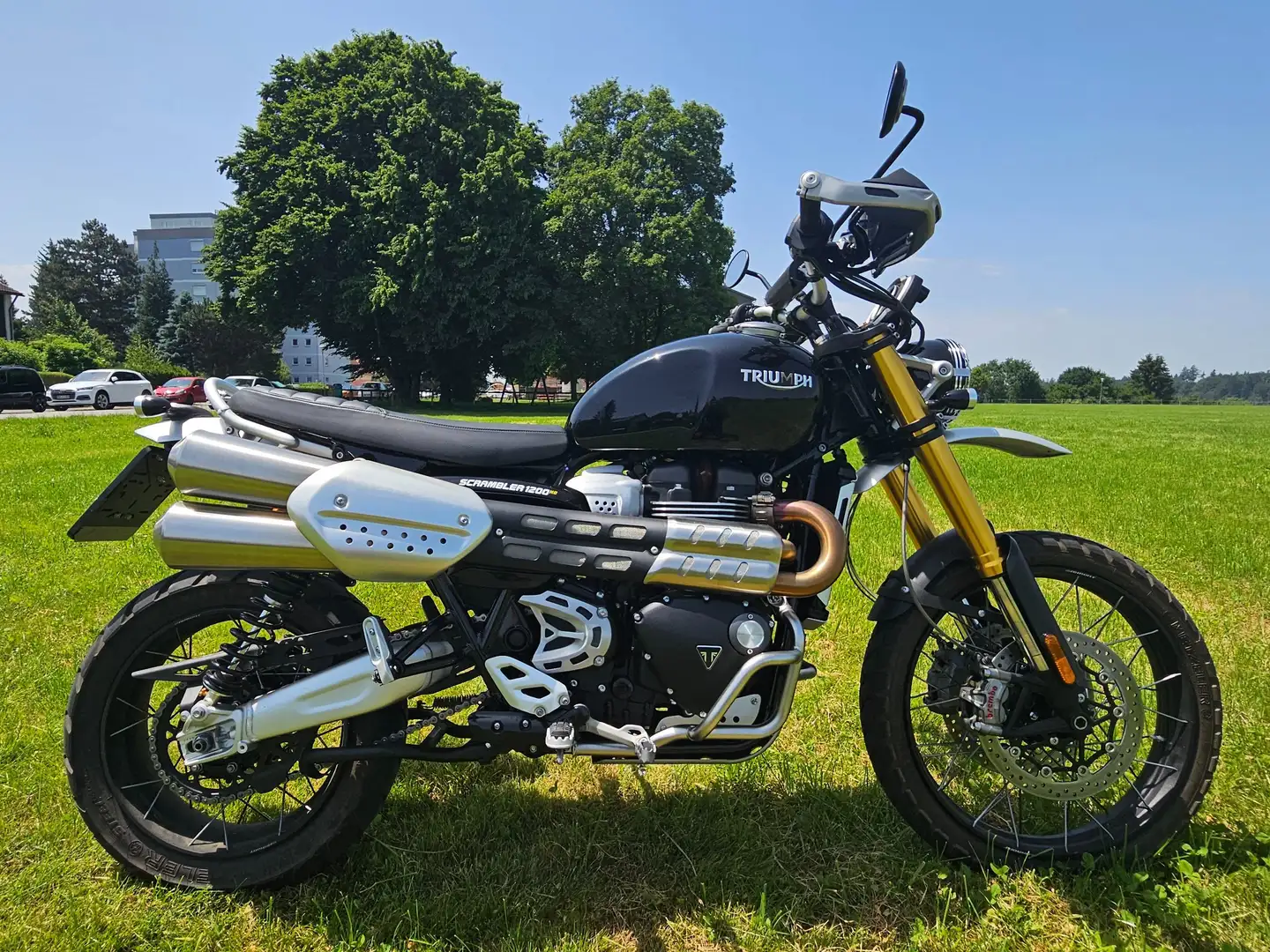 Triumph Scrambler 1200 XE Negru - 2