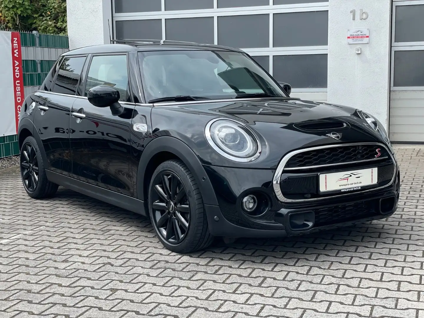MINI Cooper S |Leder|Navi|LED|HarmanKardon|Panorama| Fekete - 1
