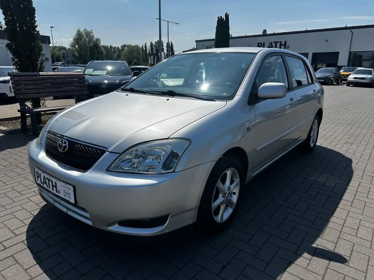 Toyota Corolla 1.4 Sol / Compact Silber - 2