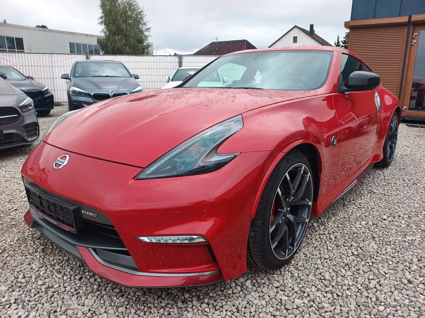 Nissan 370Z 3.7 Nismo Automatik Rot - 1