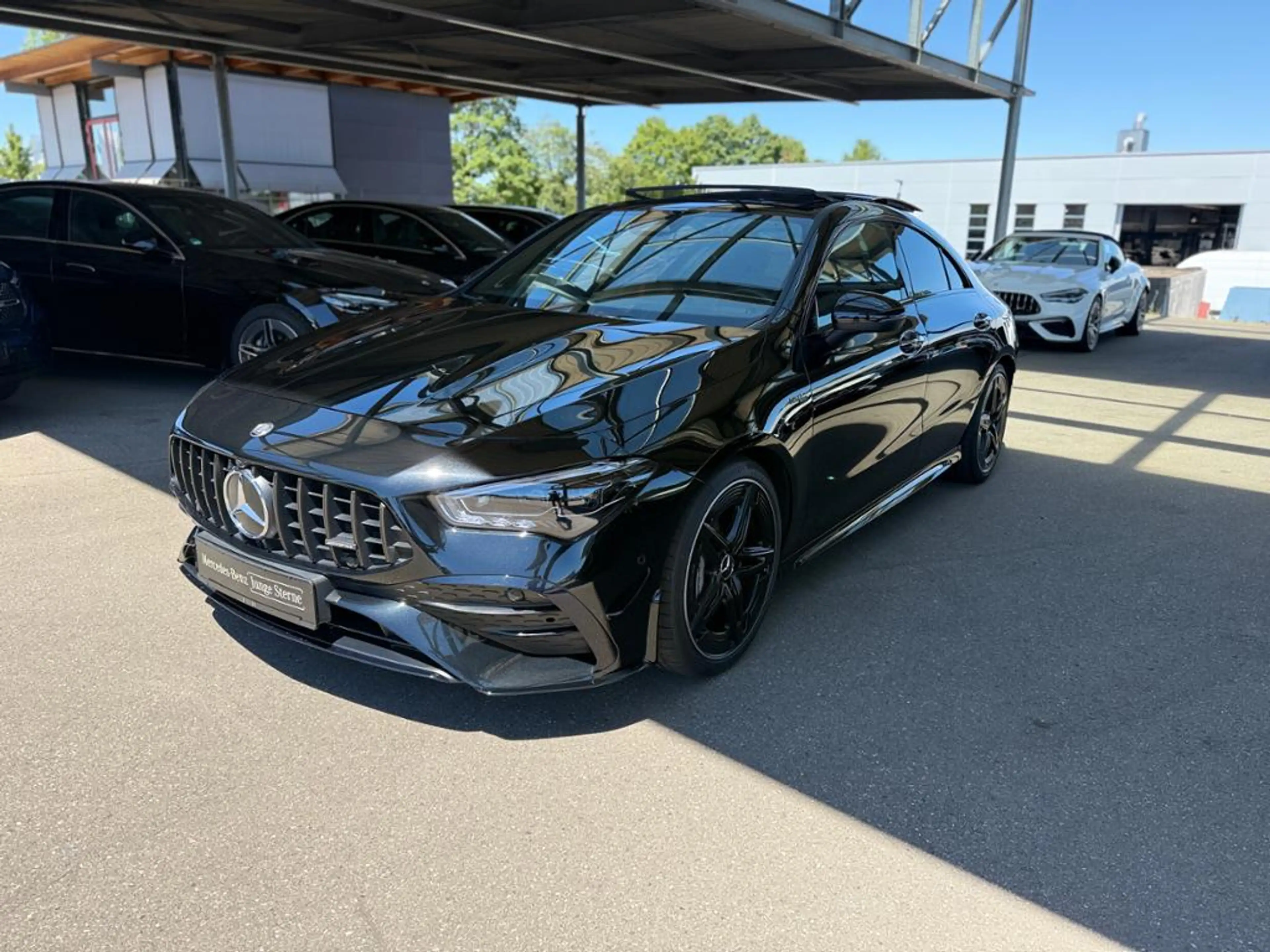 Mercedes-Benz CLA 35 AMG 4MATIC Coupé PANO BURM AERO NGHT II — photo 2