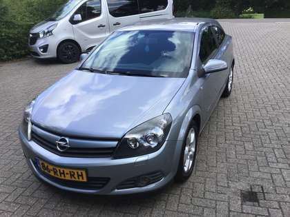 Opel Astra 1.6 ENJOY GTC