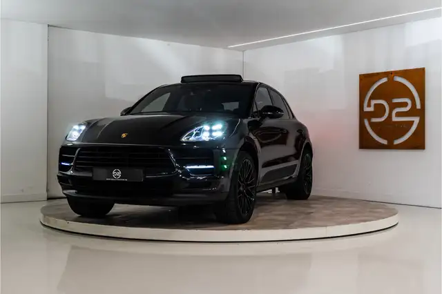 2019 Porsche Macan in Black for sale