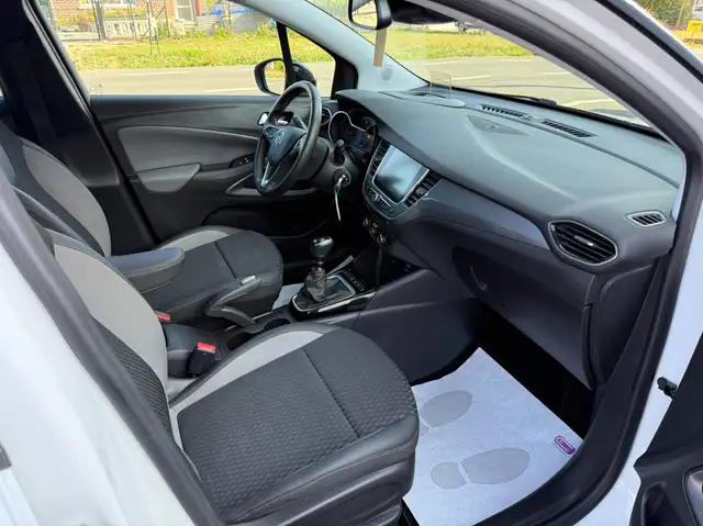 Opel Crossland X view 30