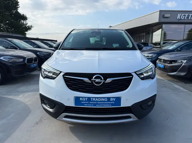 Opel Crossland view 2