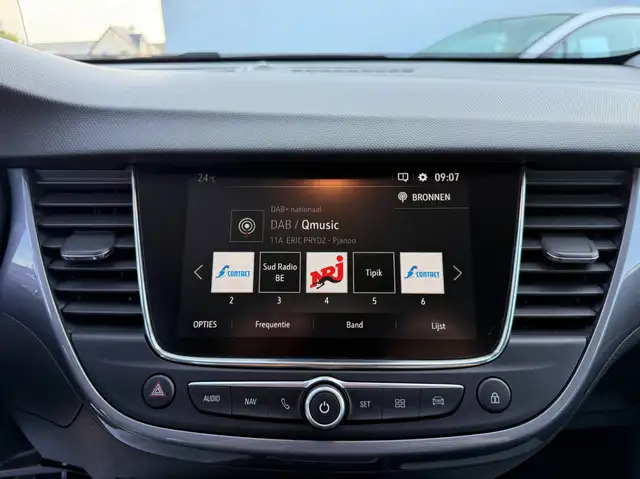 Opel Crossland X view 26