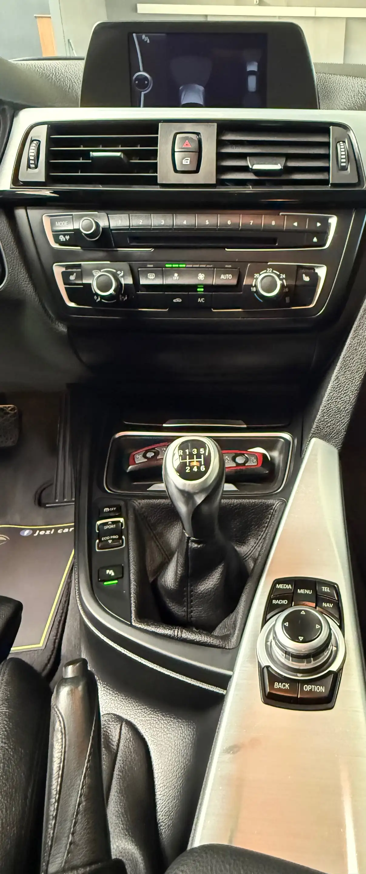 BMW 316 Touring 316i Sport Line — photo 12