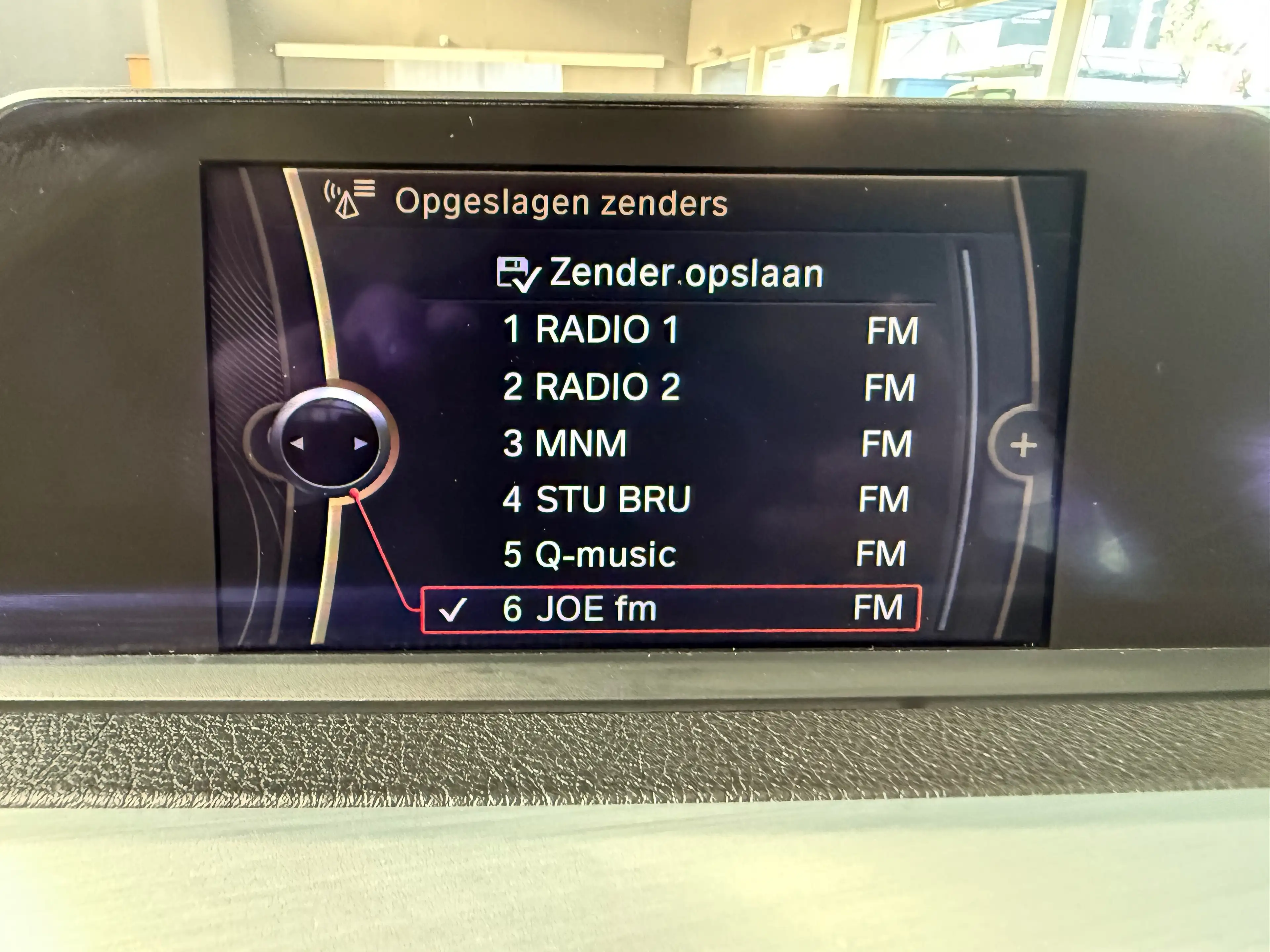 BMW 316 Touring 316i Sport Line — photo 9