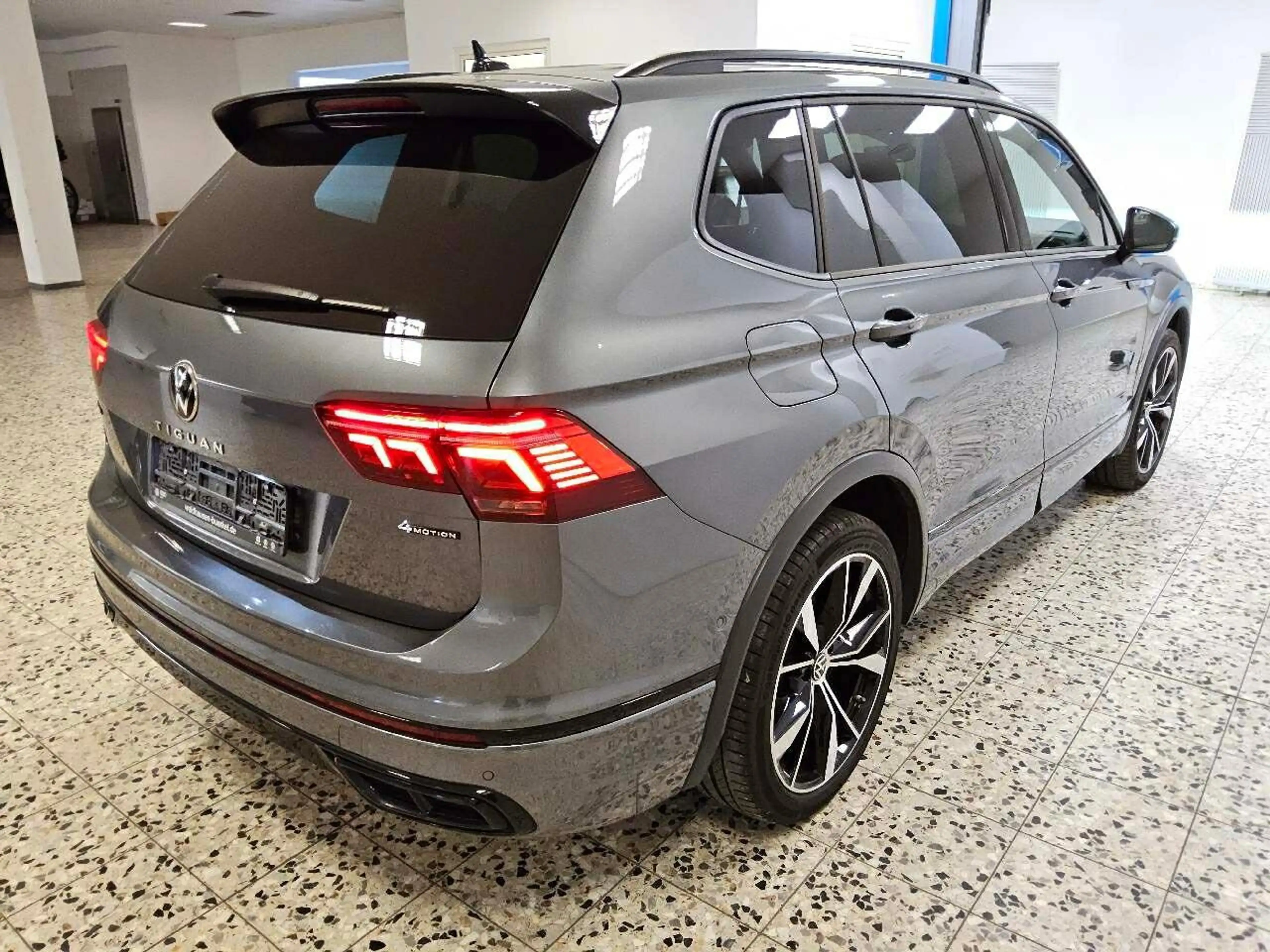 Volkswagen Tiguan Allspace 2.0 TSI R-Line CarPlay|360°|HUD — photo 5