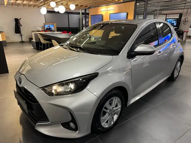 Toyota Yaris Yaris 1.5 Hybrid 5 porte Active