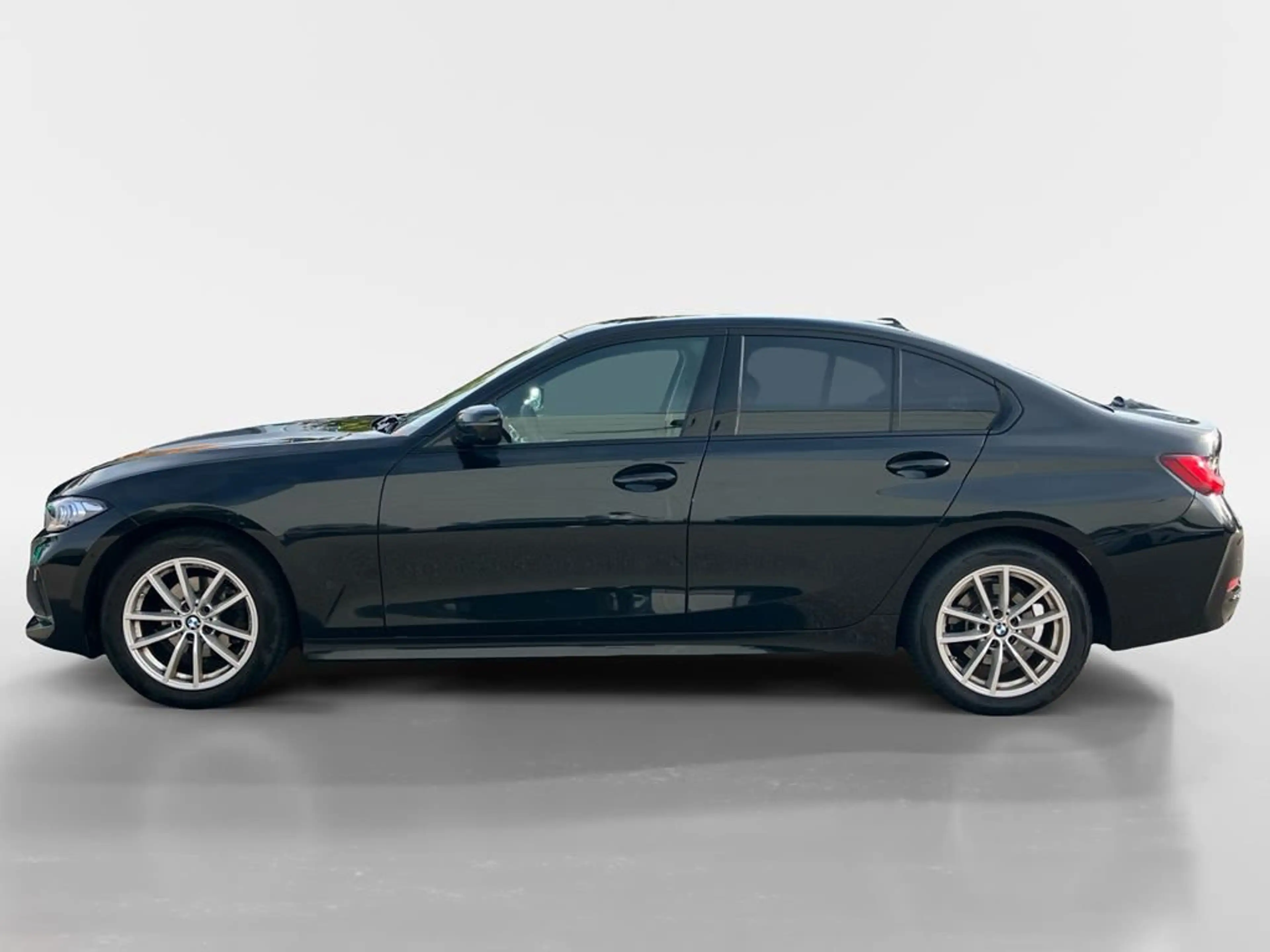 BMW 318 — photo 4