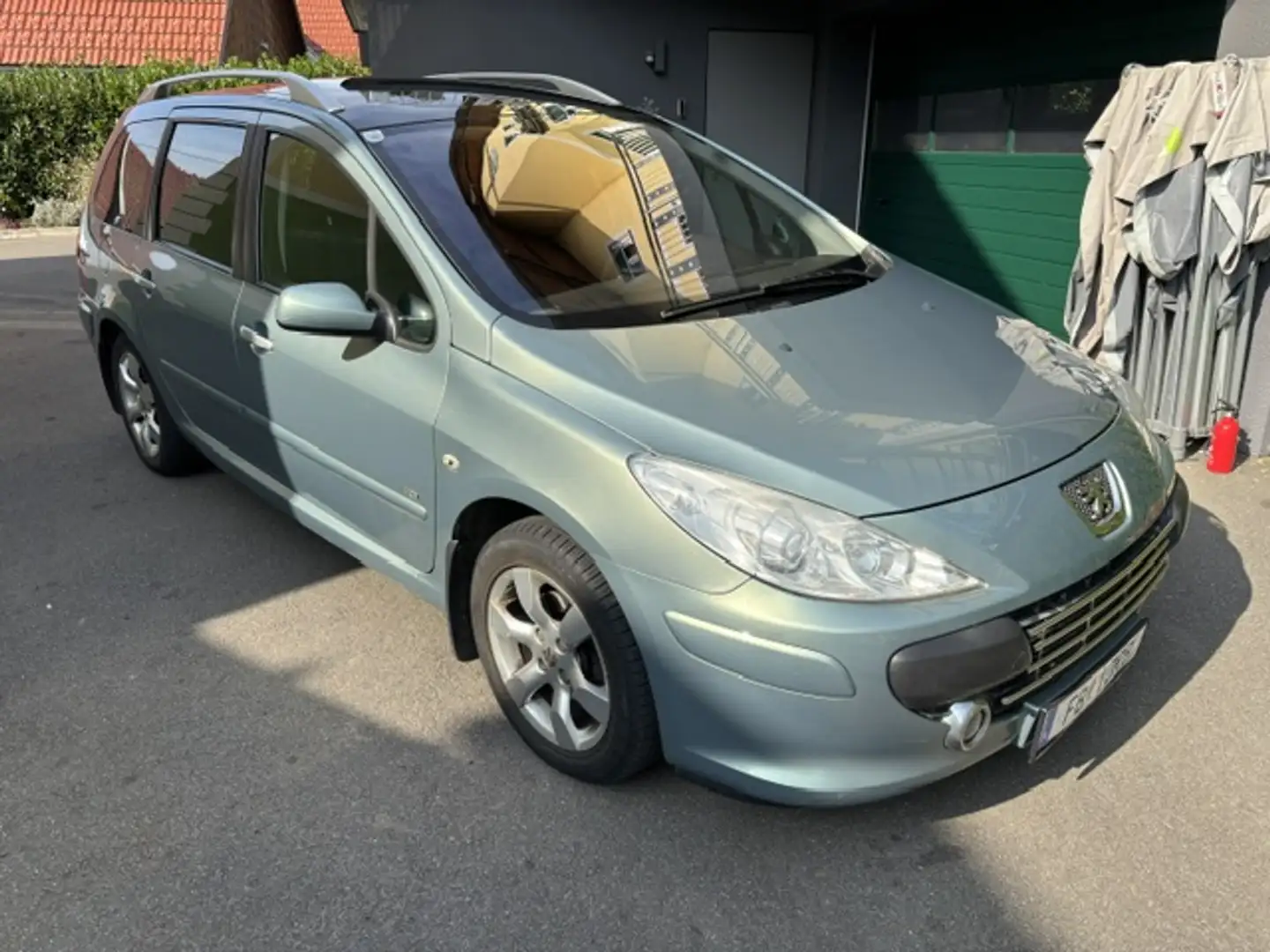 Peugeot 307 307 SW Active 1,6 HDi 110 (FAP) Active Grau - 1
