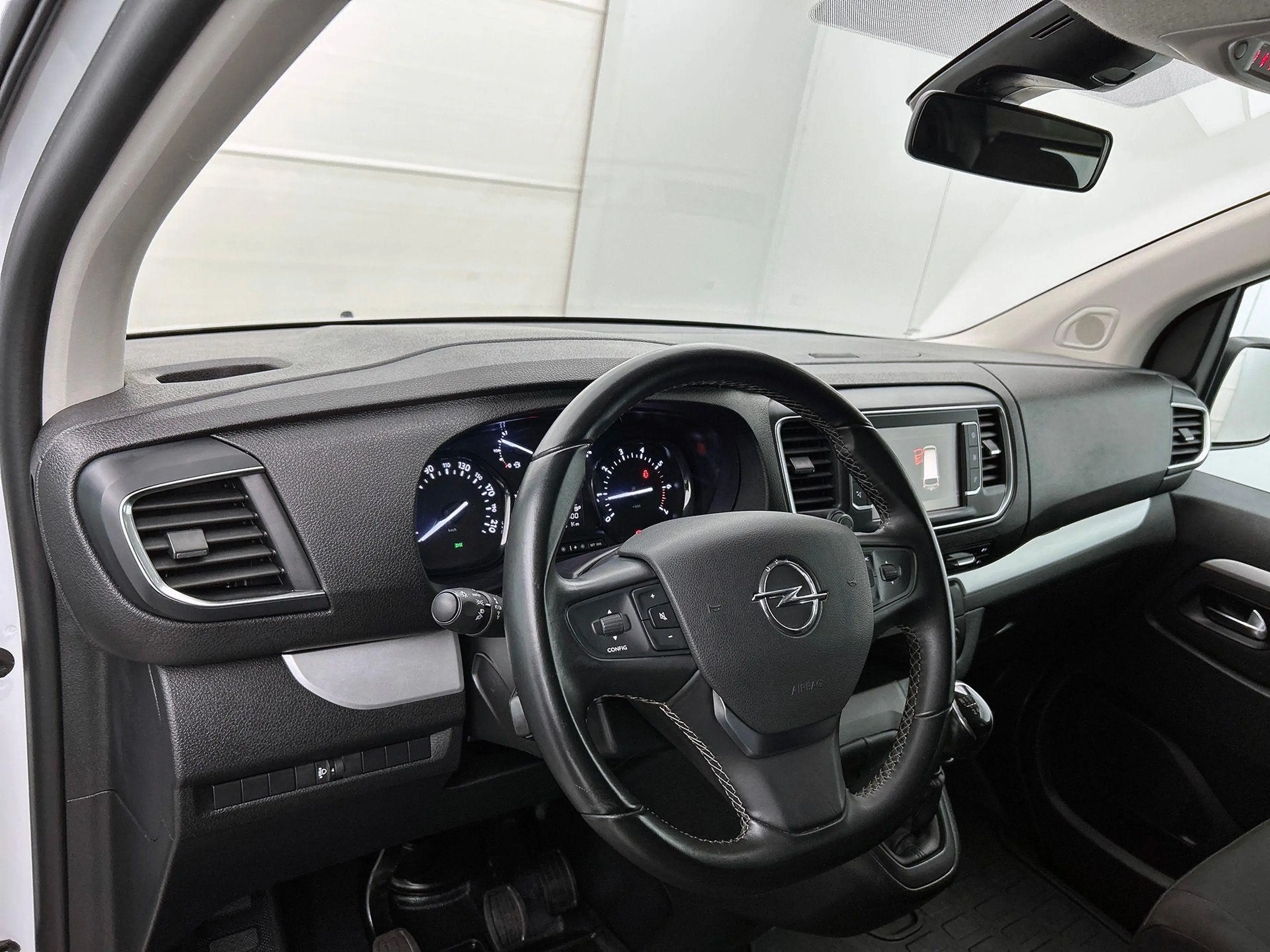 Opel Vivaro 2.0 CDTI L3H1 145PK Dubbele Cabine Edition Airco N — photo 2