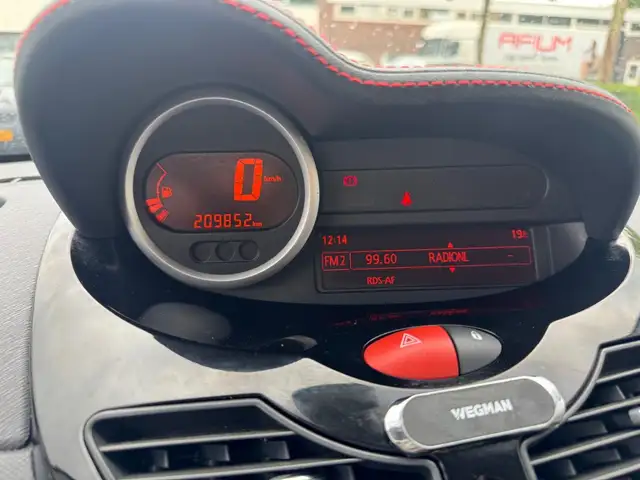 Renault Twingo view 13