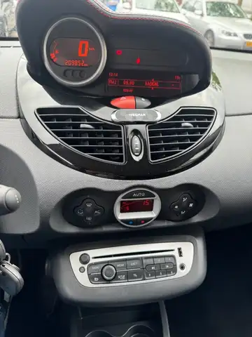 Renault Twingo view 3