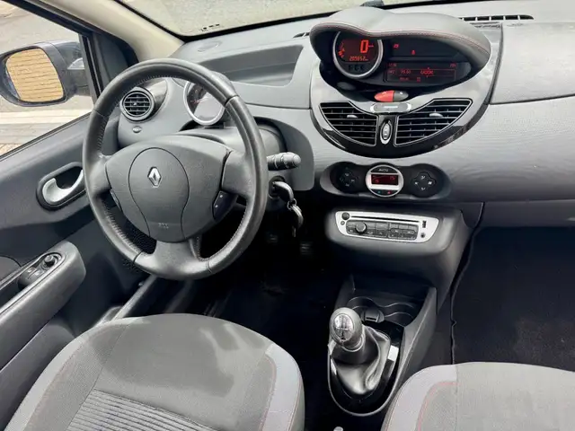 Renault Twingo view 2
